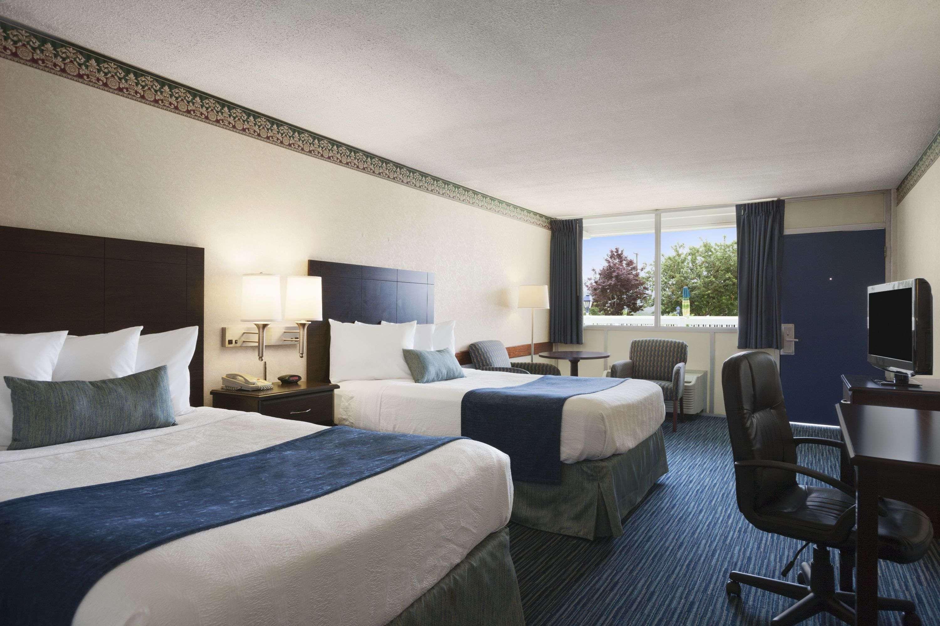 Days Inn By Wyndham Waynesboro Extérieur photo