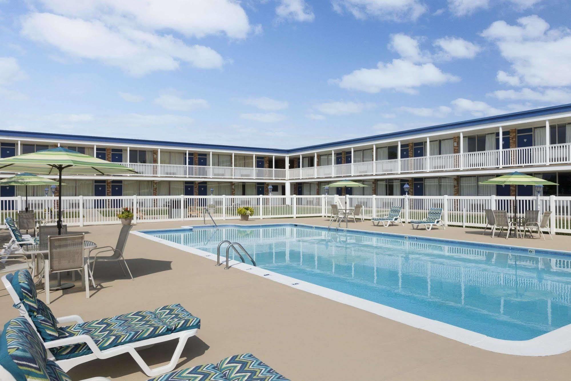 Days Inn By Wyndham Waynesboro Extérieur photo